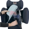Автокресло Inglesina Gemino I-Fix хранение ремней за чехлом спинки в специальном отсеке под сиденьем