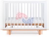 Убаюкать малыша поможет маятниковый механизм кроватки Happy Baby Mirra
