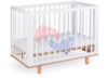 Скругленные верхние края кроватки Happy Baby Mirra защитят от ударов во время сна